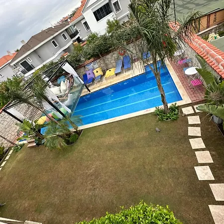 Grand Butik Hotell