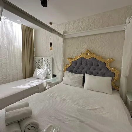 Hotel Grand Butik