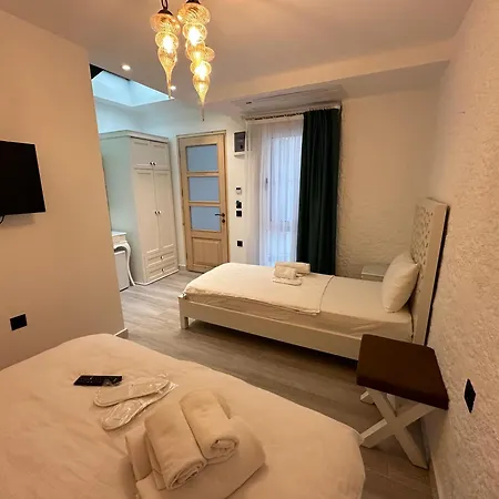 Hotell Grand Butik 5*