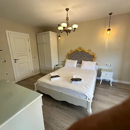 Hotel Grand Butik 5*