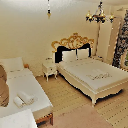 Hotel Grand Butik 5*