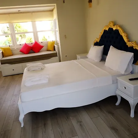 Grand Butik 5* אלאקאטי