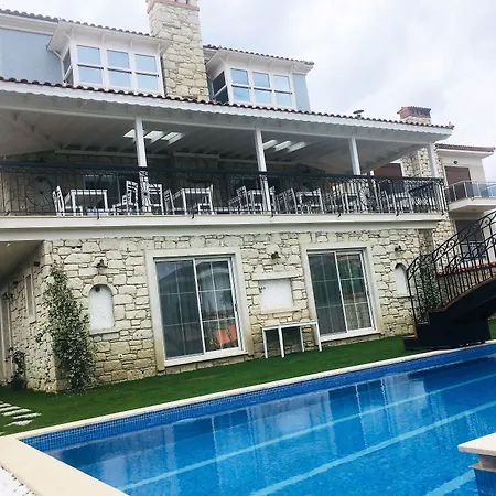 Grand Butik Ξενοδοχείο 5*