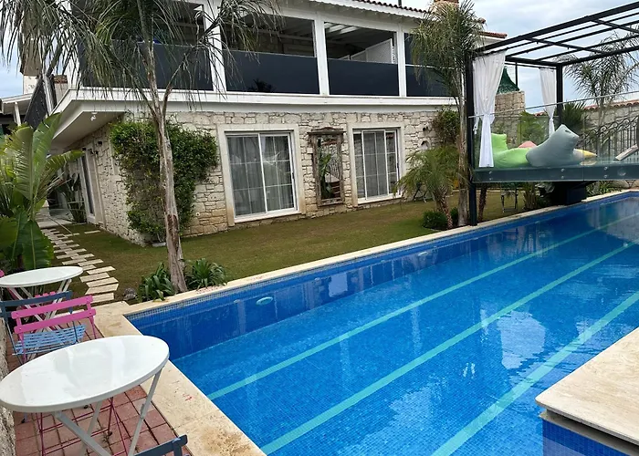 Hotel Grand Butik 5*