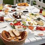 Szálloda Grand Butik 5*