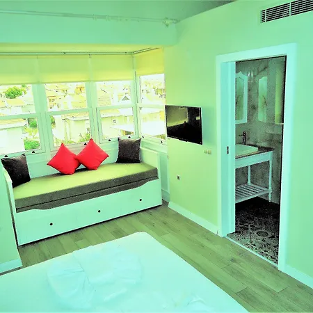 Grand Butik אלאקאטי