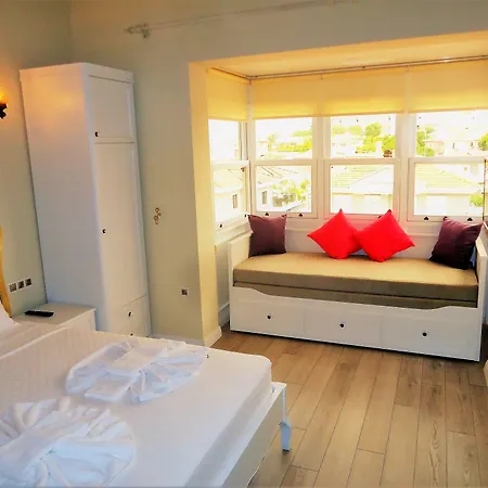 Grand Butik 5* אלאקאטי