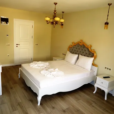 Hotel Grand Butik 5*