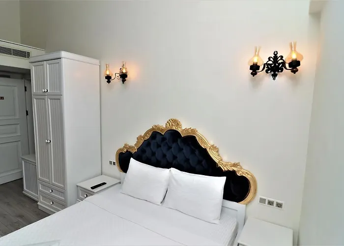 Hotel Grand Butik 5*